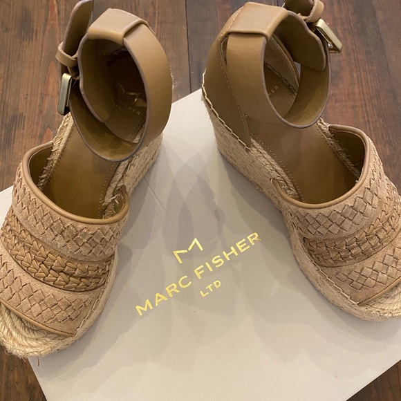 Marc Fisher Alina Espadrille Wedge, Tan, 5 - Picture 3 of 11
